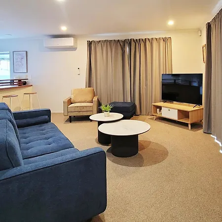 Sea View 5 Bedroom Holiday House Whangaparaoa Exterior foto