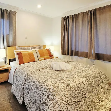 Sea View 5 Bedroom Holiday House Whangaparaoa Exterior foto