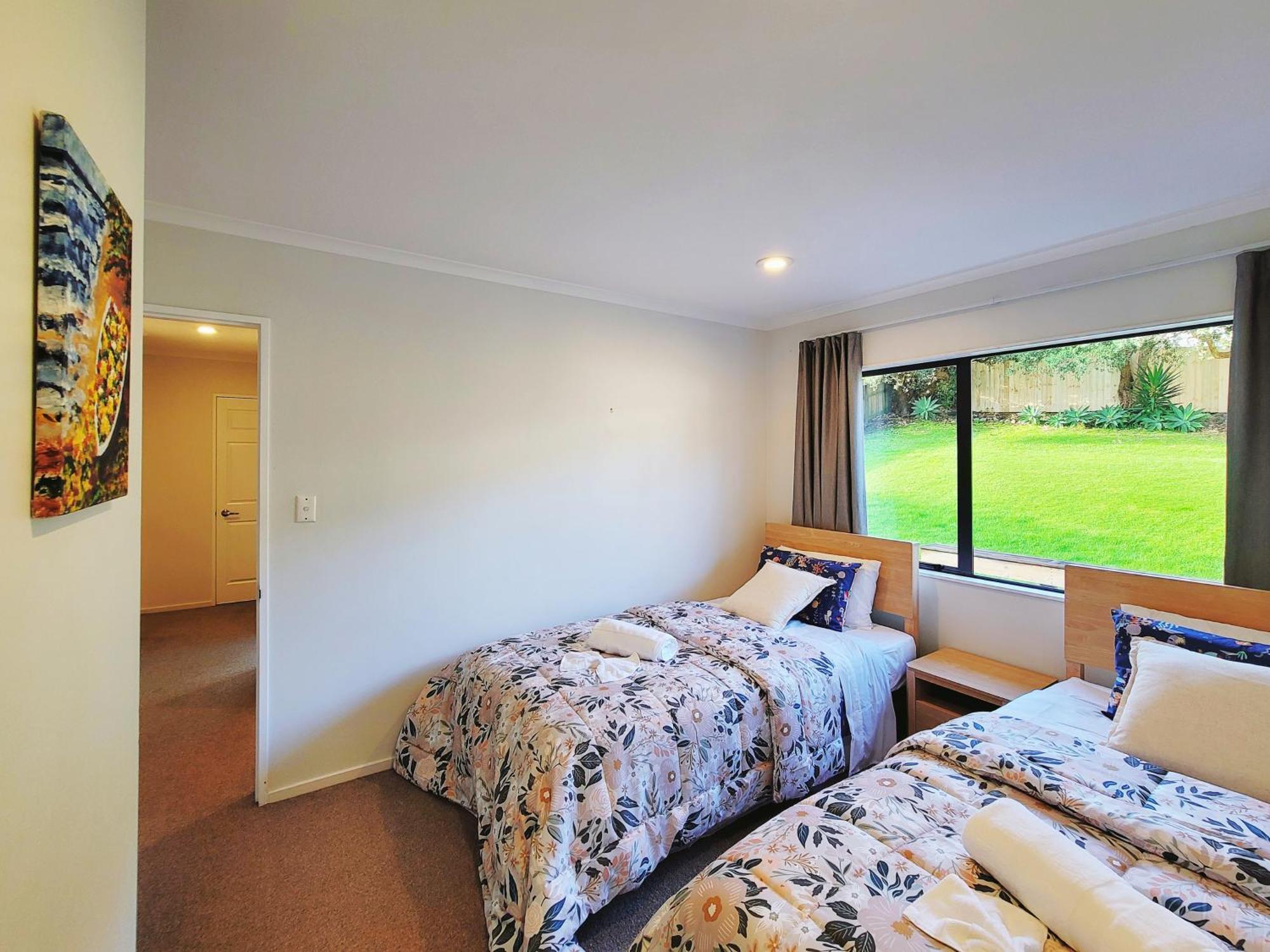 Sea View 5 Bedroom House Villa